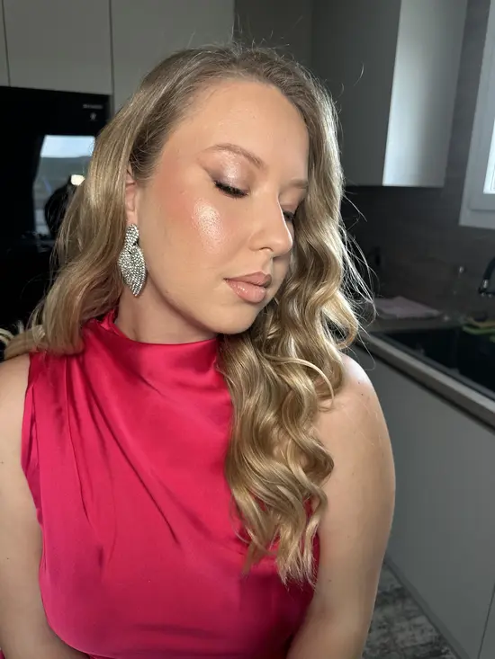 Modern Minimalist Bride